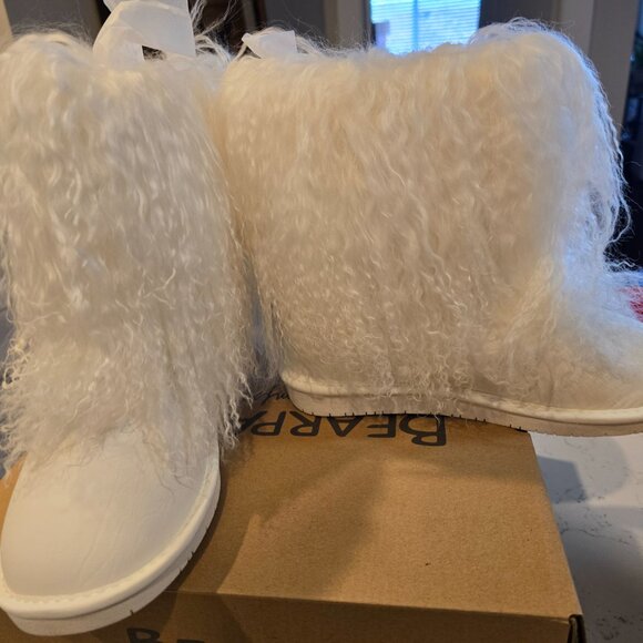 NEW BEARPAW Boo Real White Lamb Fur Lined Boots Womens Size 7 uk 5 eu 38 NIB - Picture 3 of 15